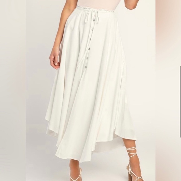 Lulu’s Best Beginnings Button-Front Midi Skirt NWT Size XS in Ivory - Picture 6 of 9